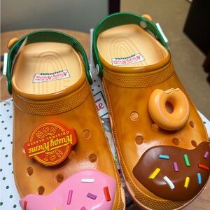 CROCS X Krispy Kreme